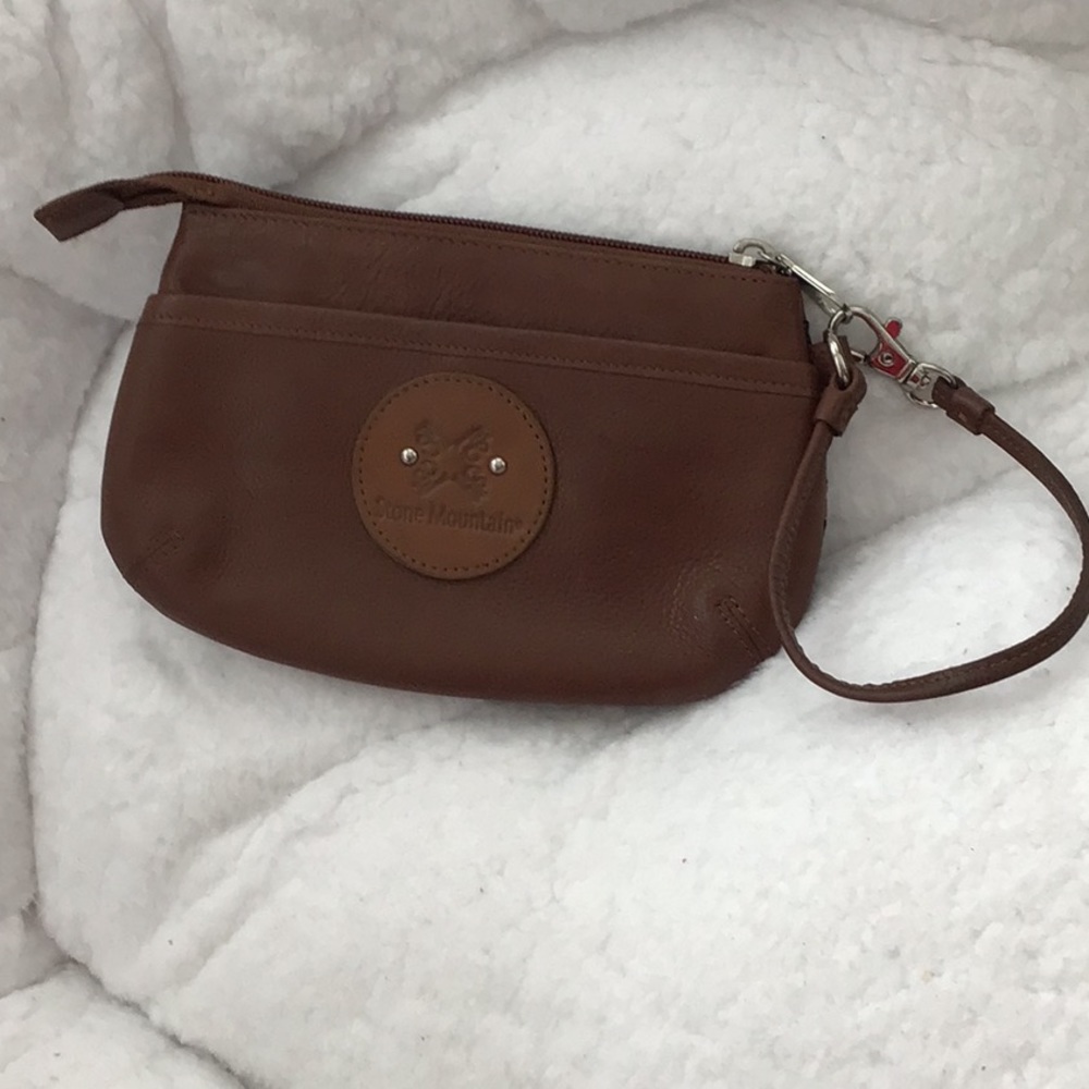 New Stone Mountain Genuine Leather Wristlet